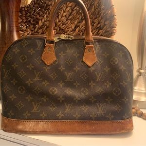 Authentic Louis Vuitton Alma Bag